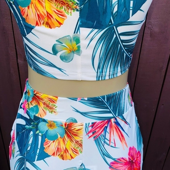 Tropical Matching Set - Picture 8 of 12